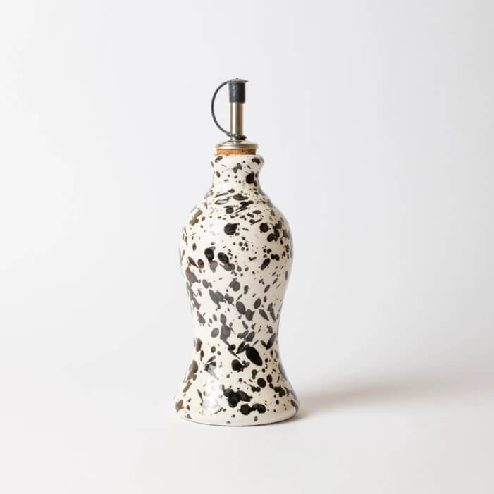 Galaxia Ölflasche mit Ausgießer, Oliven Öl Flasche Keramik in Weiß-Schwarz  300ml – Geschirrkultur